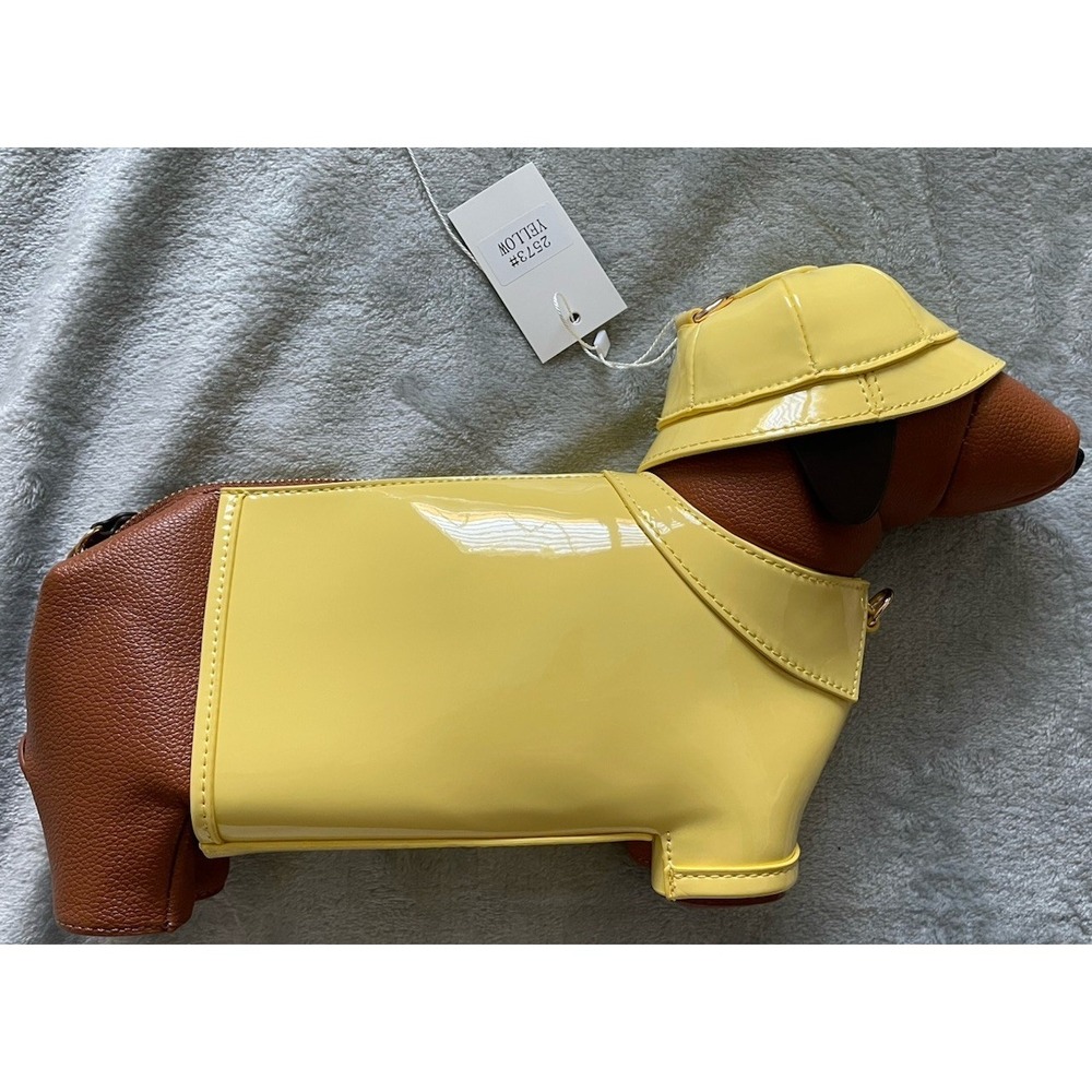 Novelty Dachshund Dog Crossbody Purse Yellow Raincoat Sausage Dog Handbag NWT - Picture 3 of 9